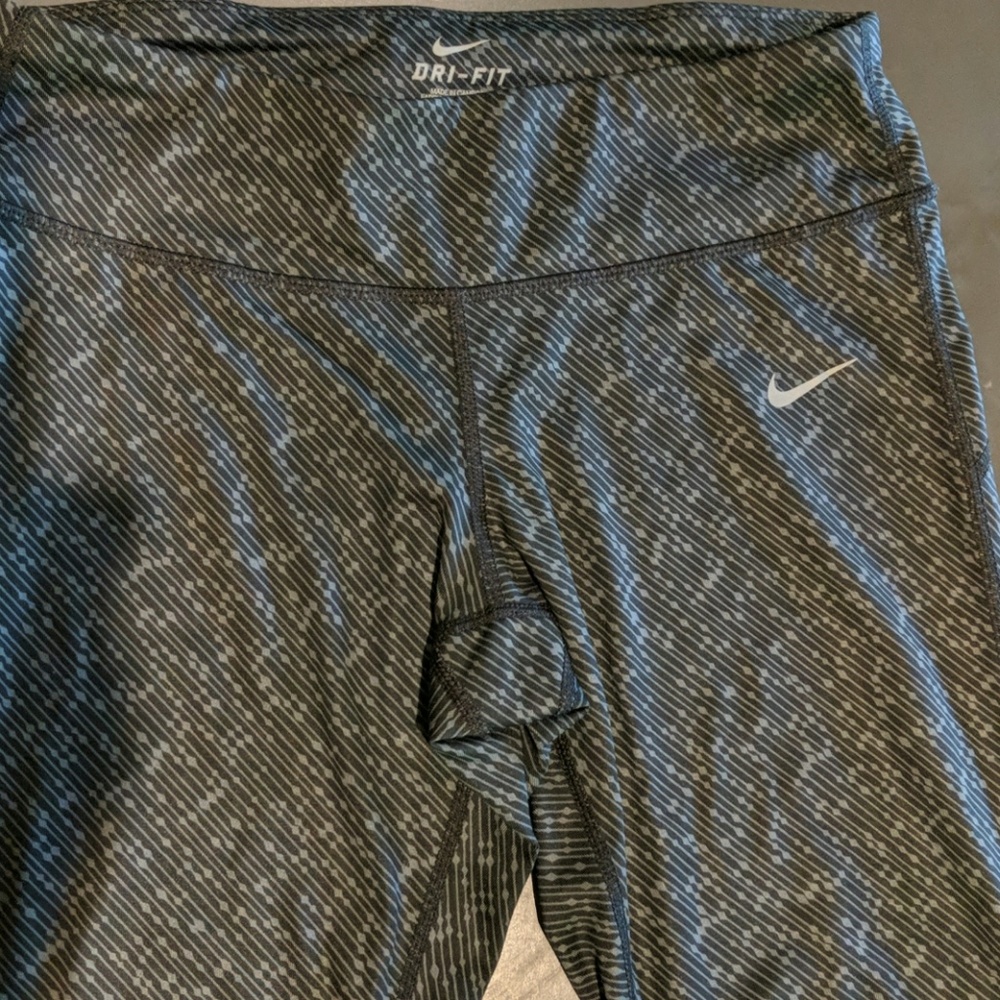 Nike leggings